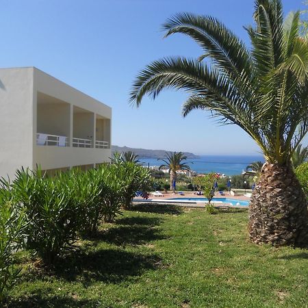 Eleftheria Hotel Agia Marina Esterno foto