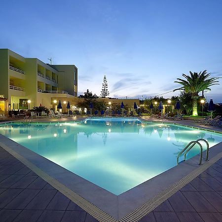 Eleftheria Hotel Agia Marina Esterno foto