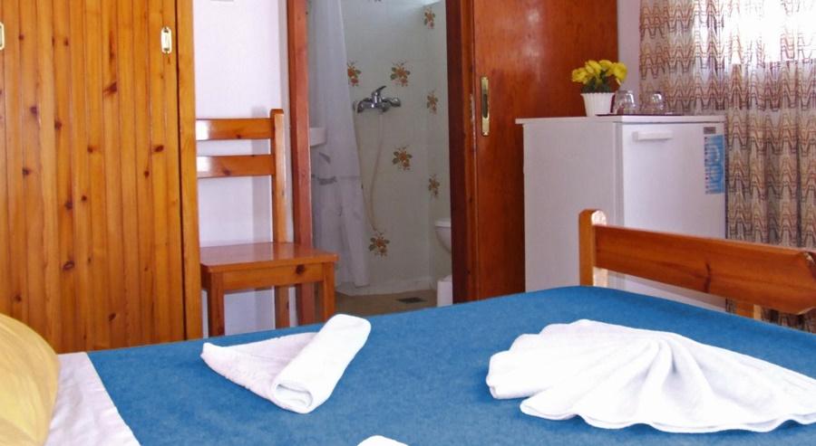 Eleftheria Hotel Agia Marina Esterno foto