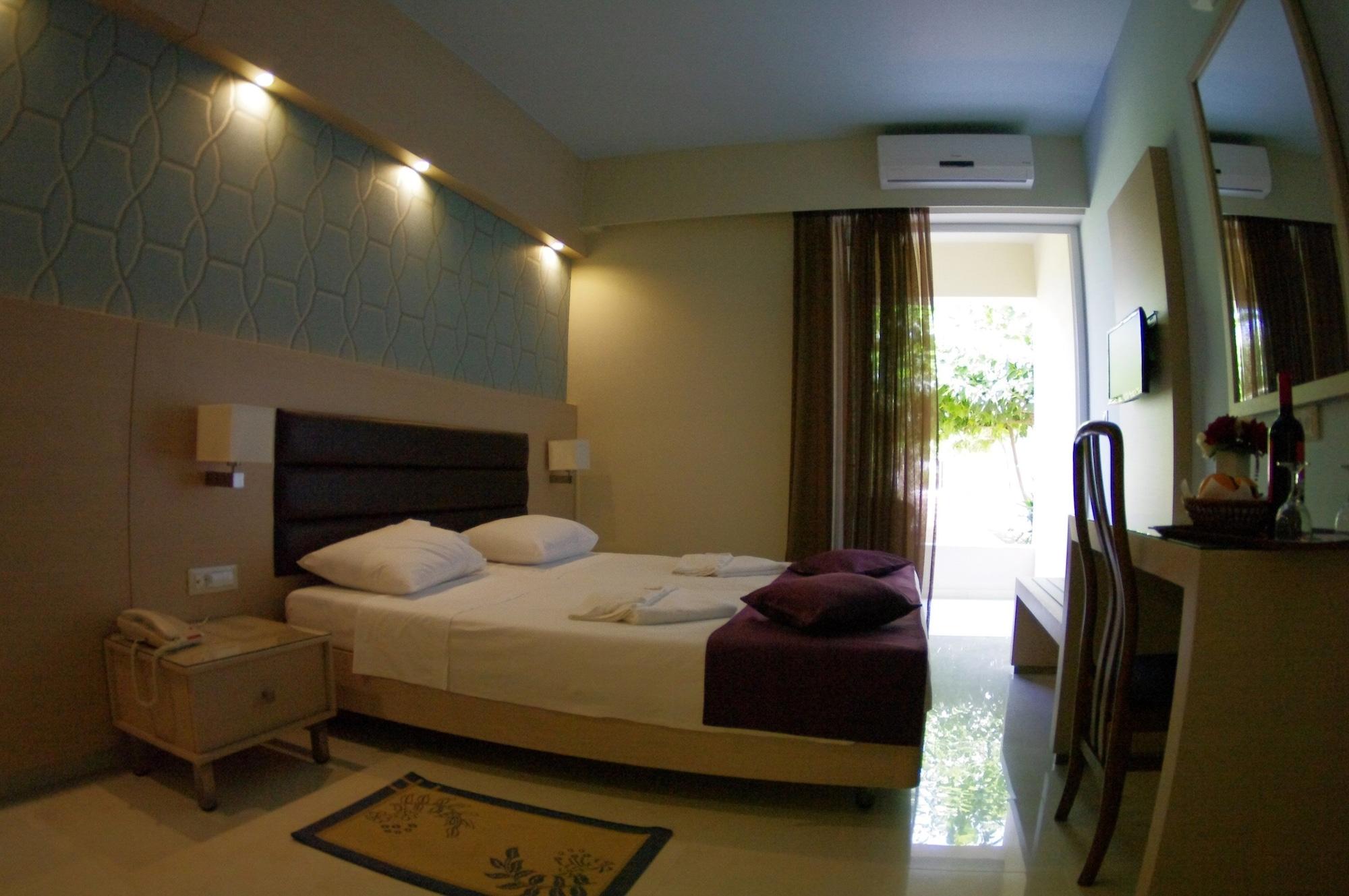 Eleftheria Hotel Agia Marina Esterno foto