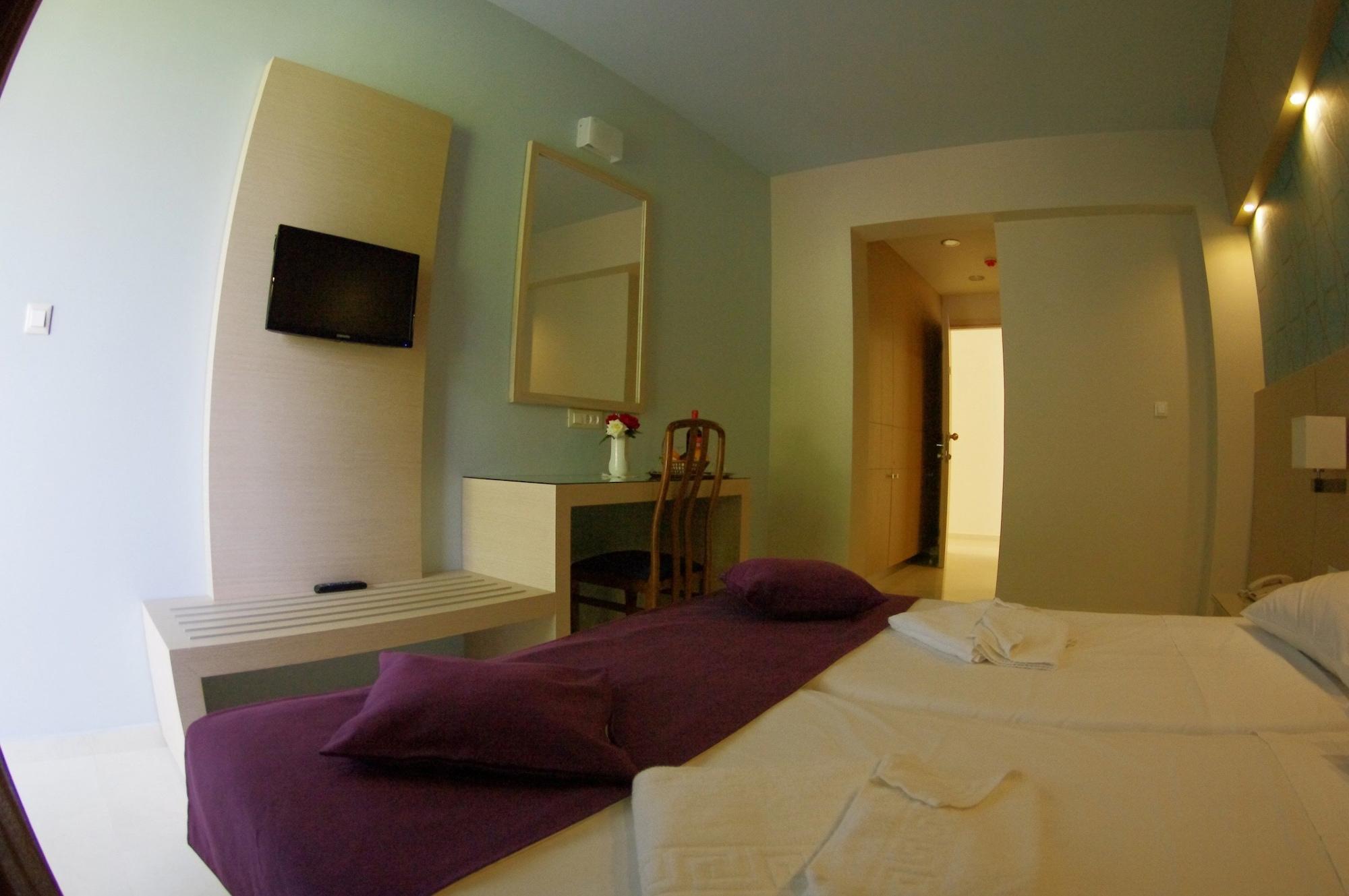 Eleftheria Hotel Agia Marina Esterno foto