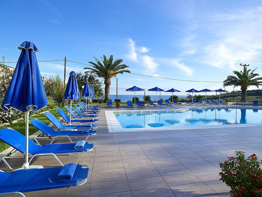 Eleftheria Hotel Agia Marina Esterno foto