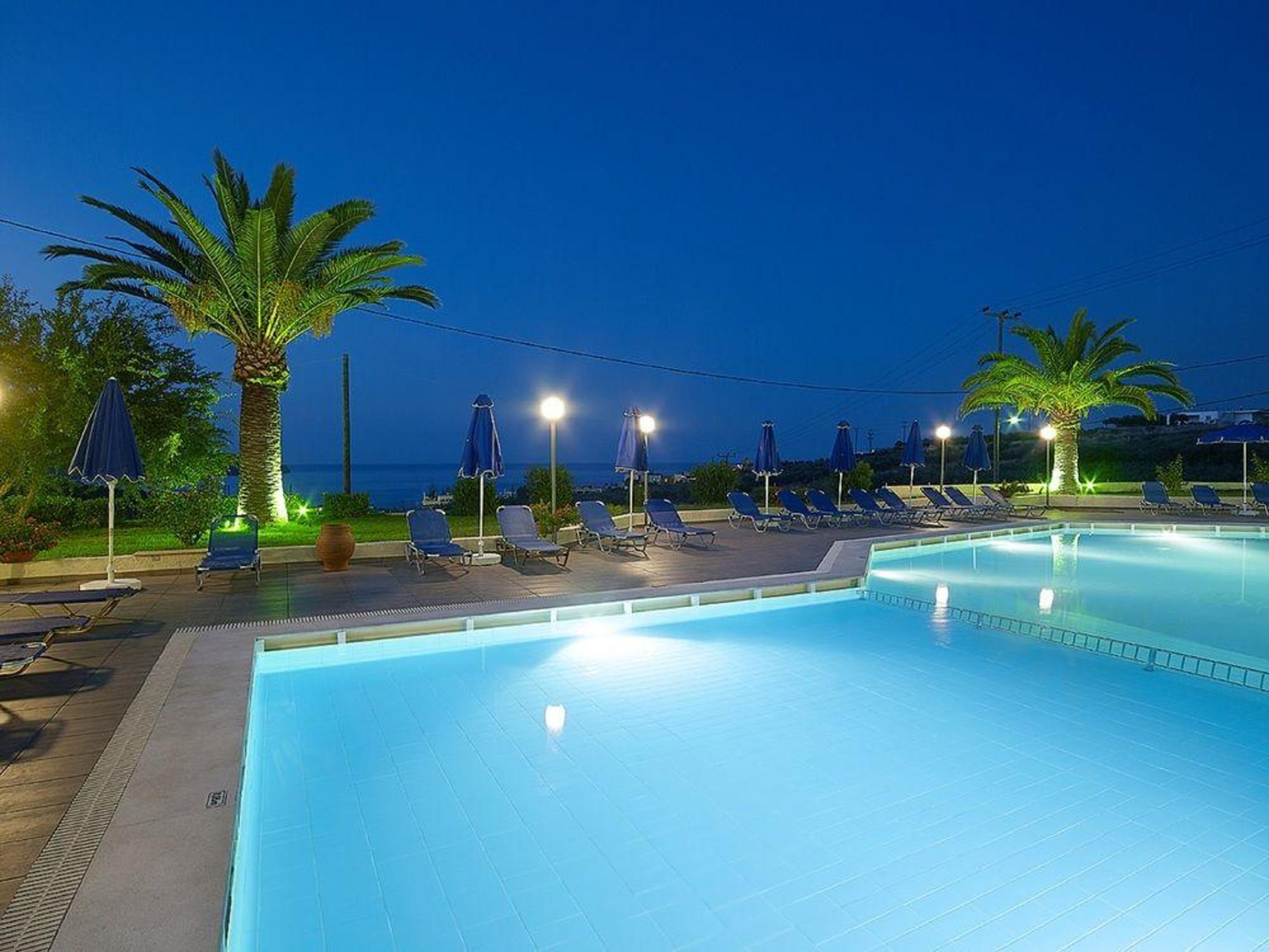 Eleftheria Hotel Agia Marina Esterno foto