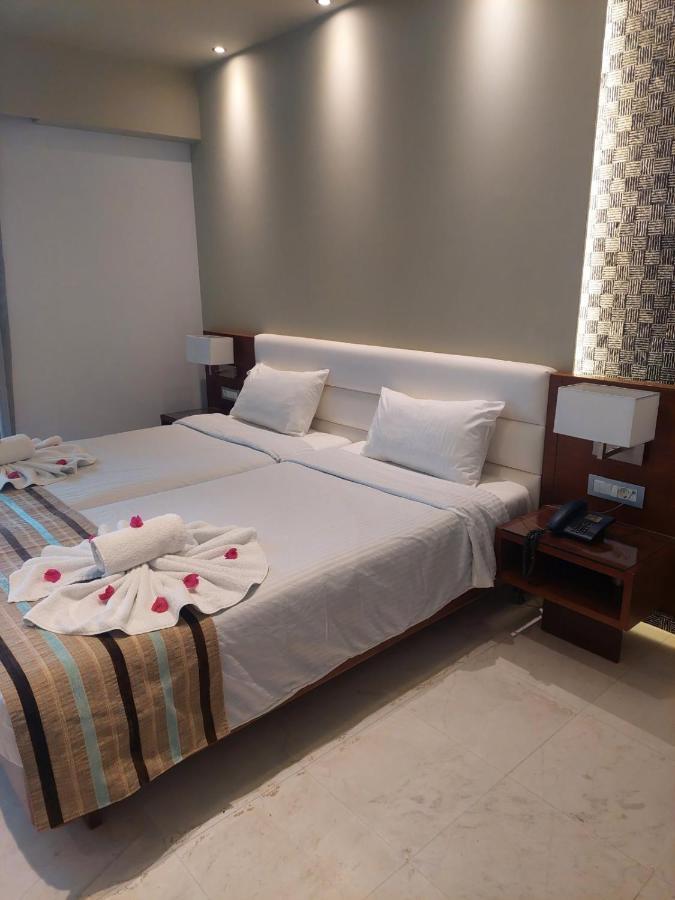 Eleftheria Hotel Agia Marina Esterno foto